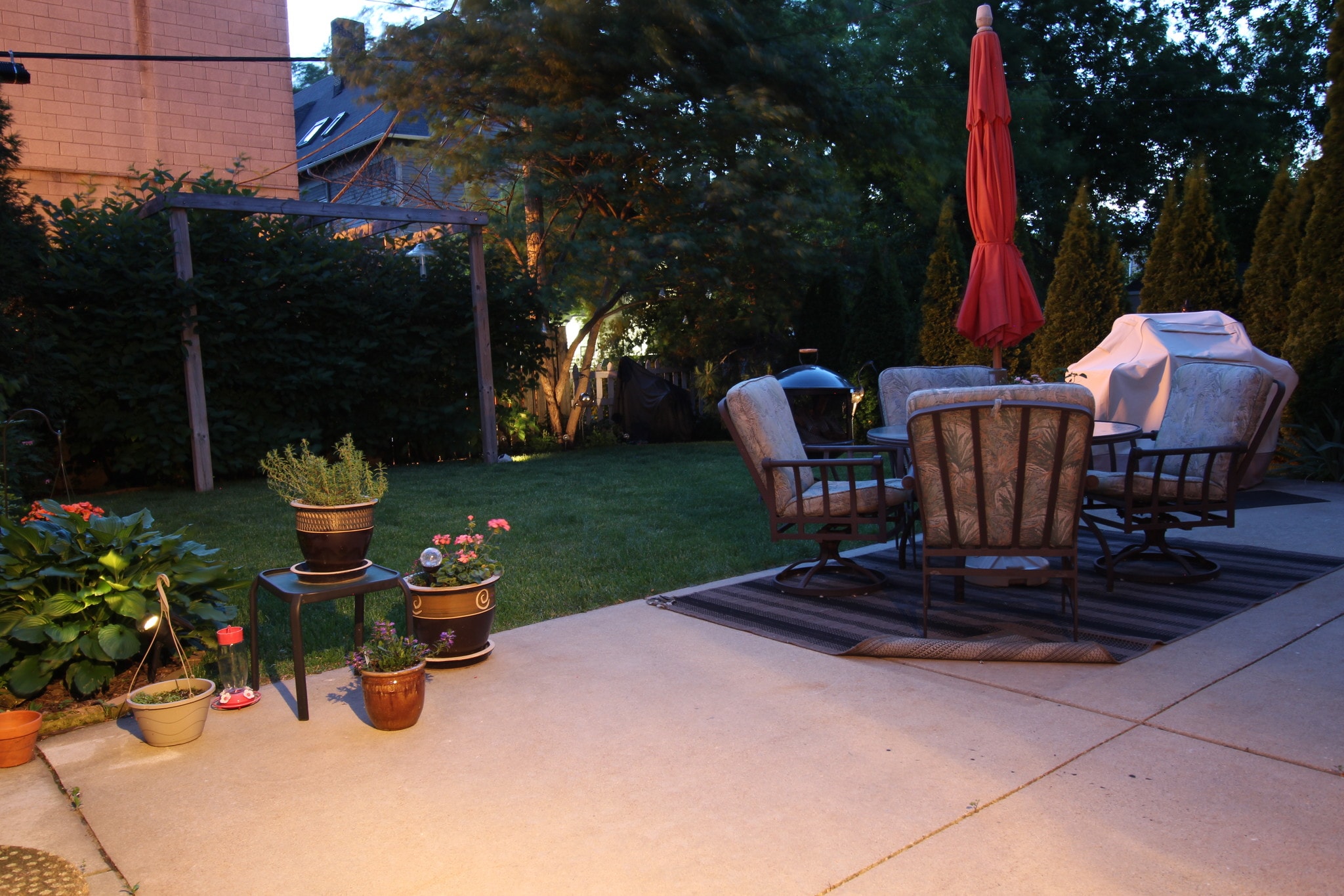 Backyard Patio - 1623 N Astor St