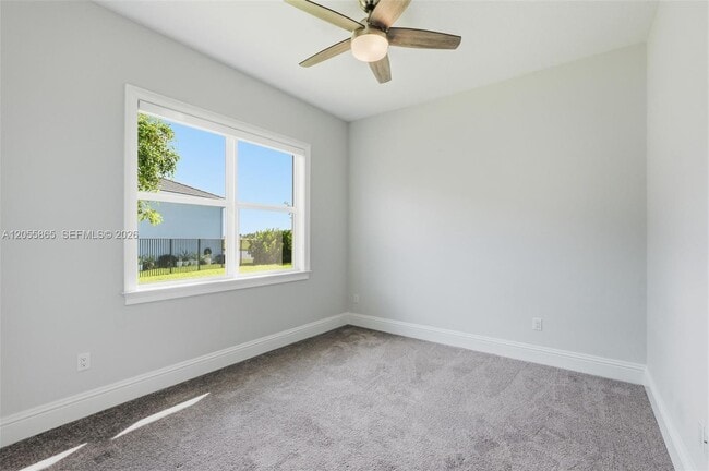 Building Photo - 4662 Estates Cir