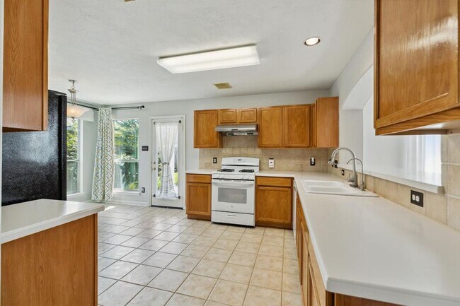 Building Photo - 19710 Ringwald Ct