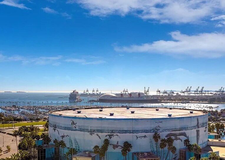 Building Photo - 388 E Ocean Blvd