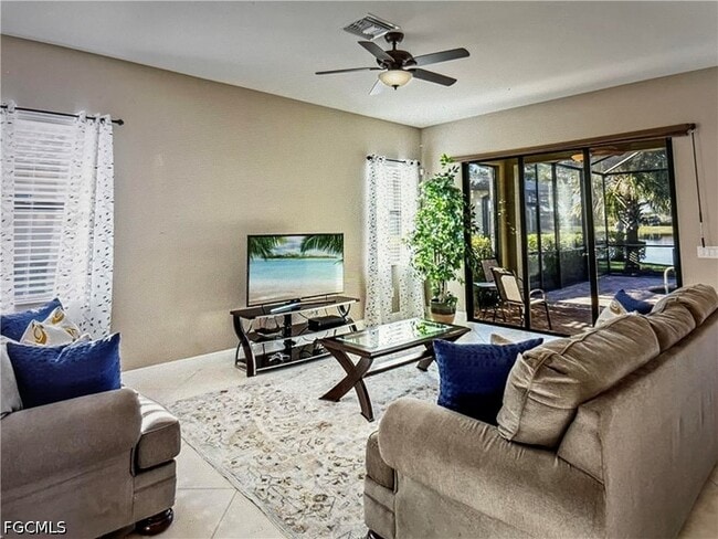 Building Photo - 12690 Fairington Way