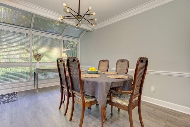 Building Photo - 27 Mt Vernon Cir