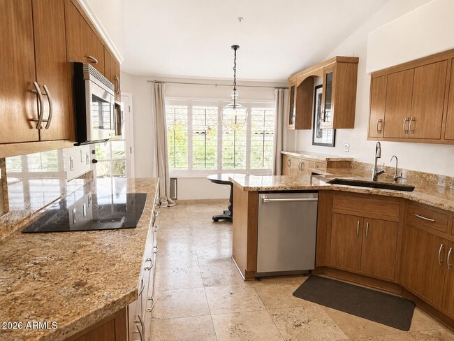 Building Photo - 9187 E Siesta Ln