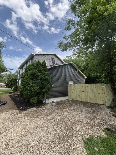 Building Photo - 3221 New Towne Rd