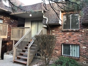 Building Photo - 1525 S Holly St
