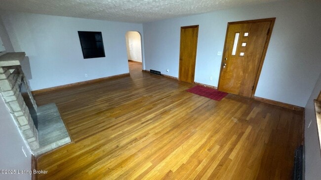 Building Photo - 5908 Ashby Ln