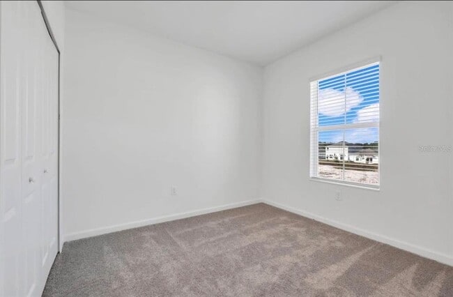 Building Photo - 2550 Skyline Lp