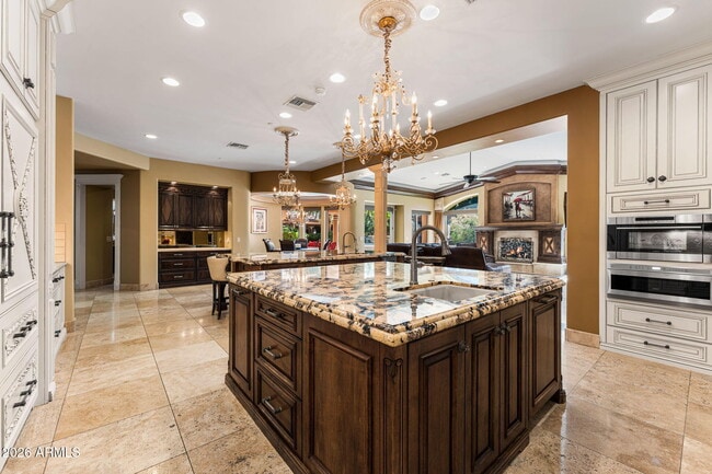 Building Photo - 11571 E Cochise Dr