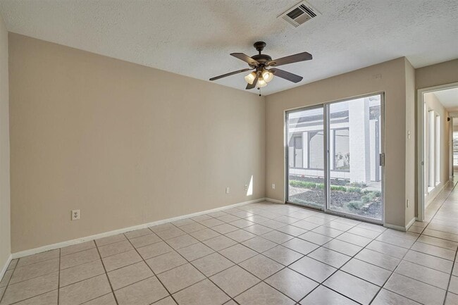 Building Photo - 3503 Dawnwood Dr
