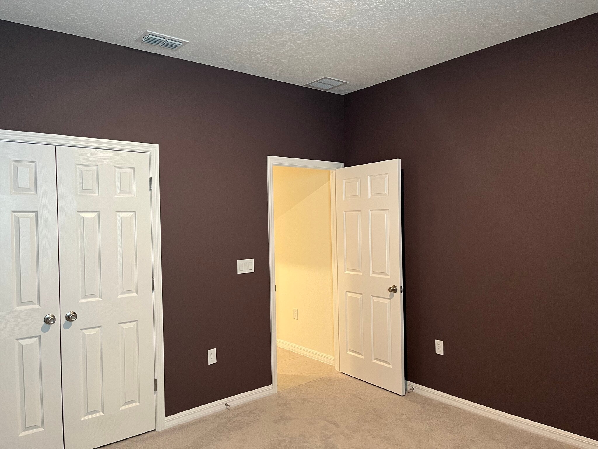 Building Photo - 801 Lemon Ave