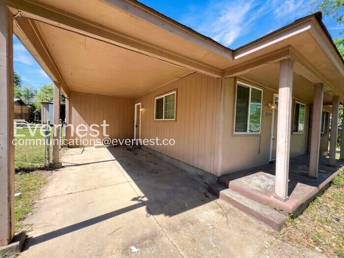 Building Photo - 8297 Baldwyn Cove