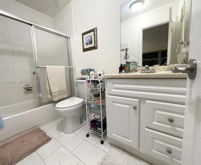 Building Photo - 5103 NW 35th St