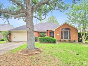 Building Photo - 1039 E Hampton Dr