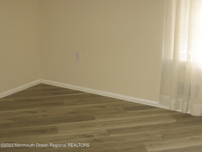 Building Photo - 1708 Ridgeview Ct