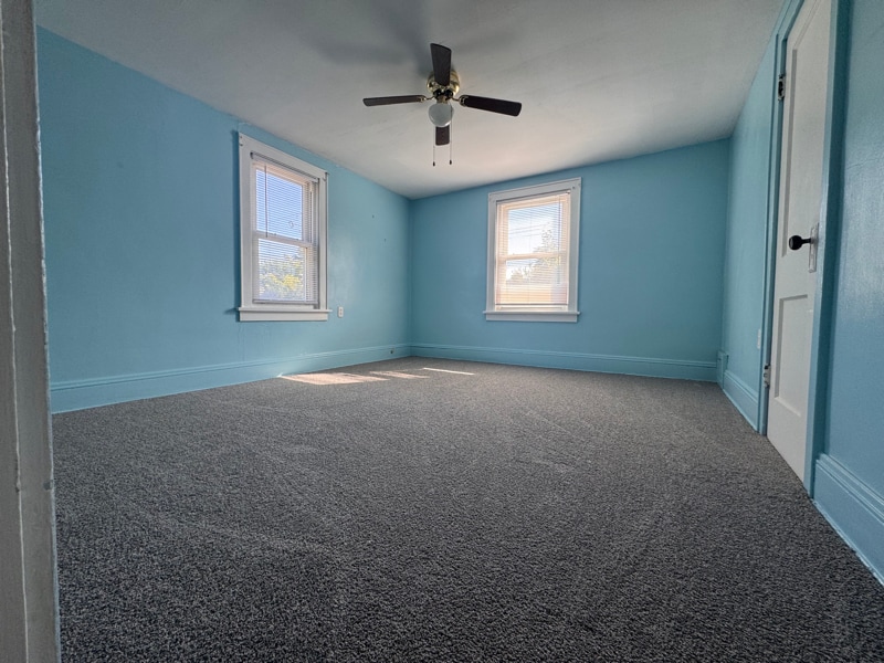 Building Photo - 576 Noah Ave