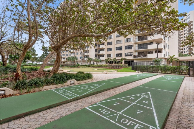 Building Photo - 5100 N Ocean Blvd