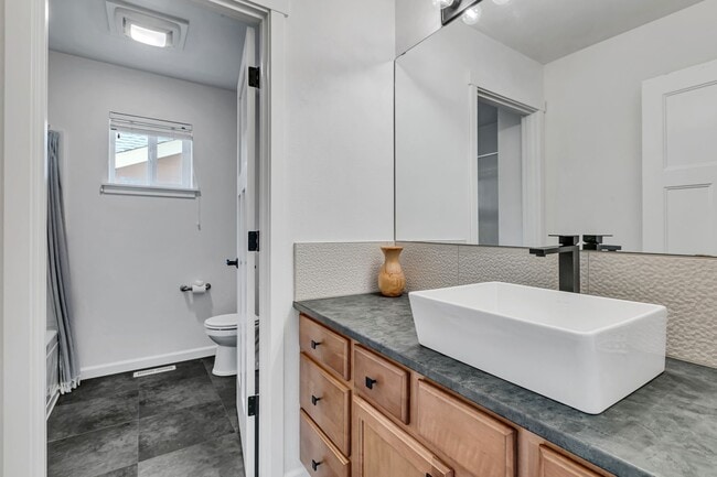 Building Photo - 11218 Borgen Loop NW