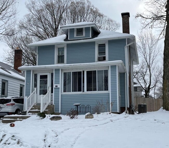 Primary Photo - 604 N Park St