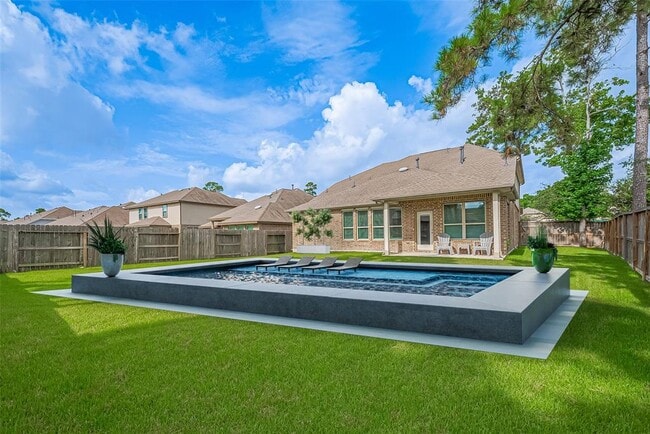 Building Photo - 16886 Ramsay Cascades Dr