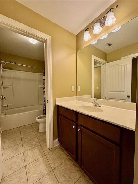 Building Photo - 1514 Chelsea Falls Ln