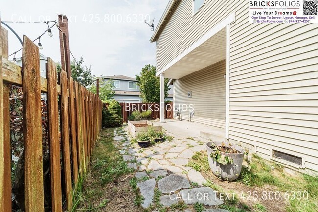 Building Photo - 2728 84th Dr NE