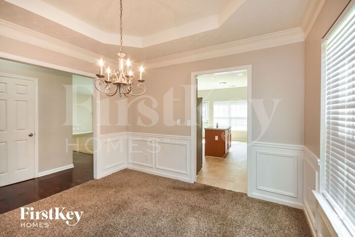 Building Photo - 265 Valley Brook Dr