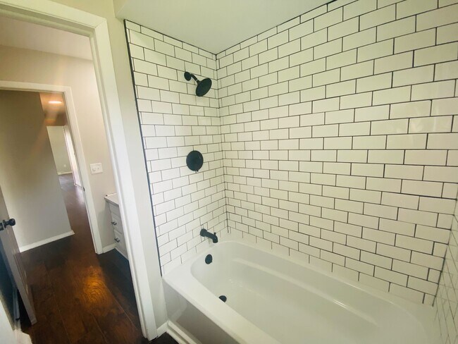 Building Photo - 5254 Karl Rd