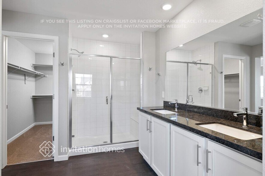 Building Photo - 24397 E Montana Ave