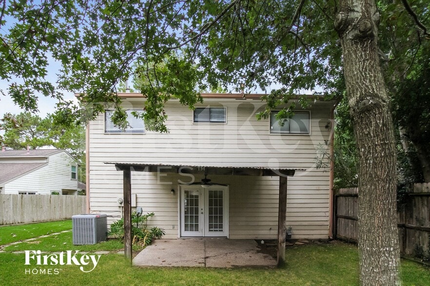 Building Photo - 7774 High Village Dr