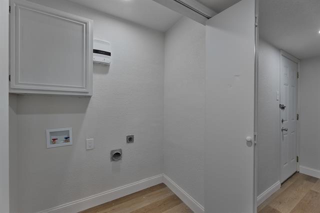 Building Photo - 4849 Alta Oaks Ct