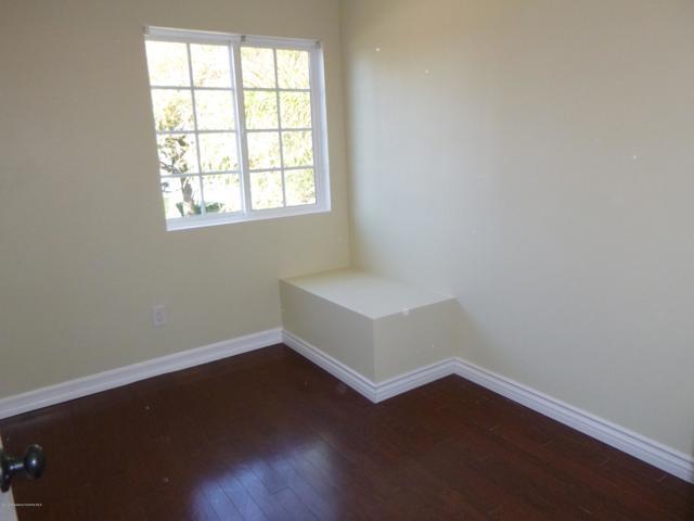 Building Photo - 770 W Altadena Dr