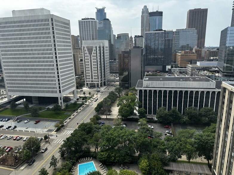 Building Photo - 17 S 1st St