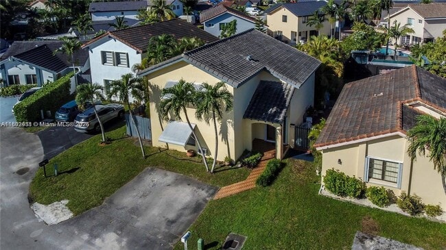 Building Photo - 2500 SW 113th Ct