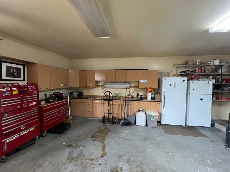 Building Photo - 54630 Kuskokwim Ave