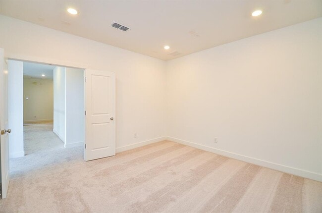 Building Photo - 21722 Kenthurst Ct