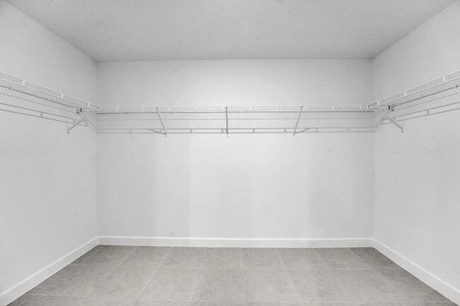 Building Photo - 6394 Windwood Wy