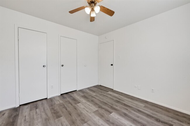 Building Photo - 2709 Lee Cir