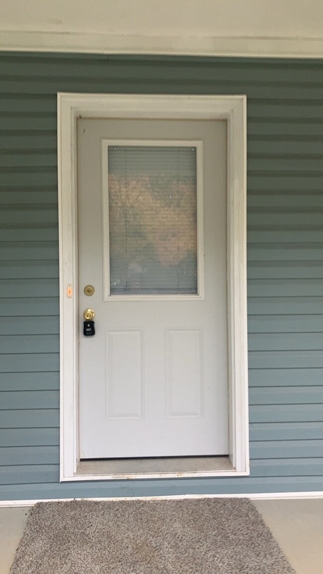 Building Photo - 2025 Culver Ave