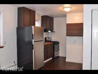 Building Photo - 205 13th St SW