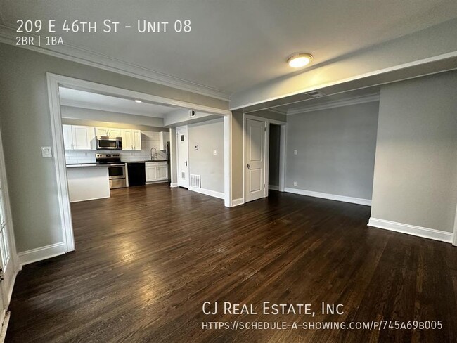 Building Photo - 209 E 46th St