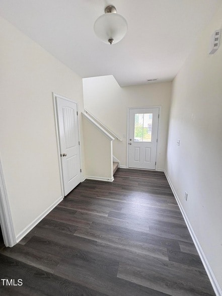 Building Photo - 3413 Slippery Elm Dr