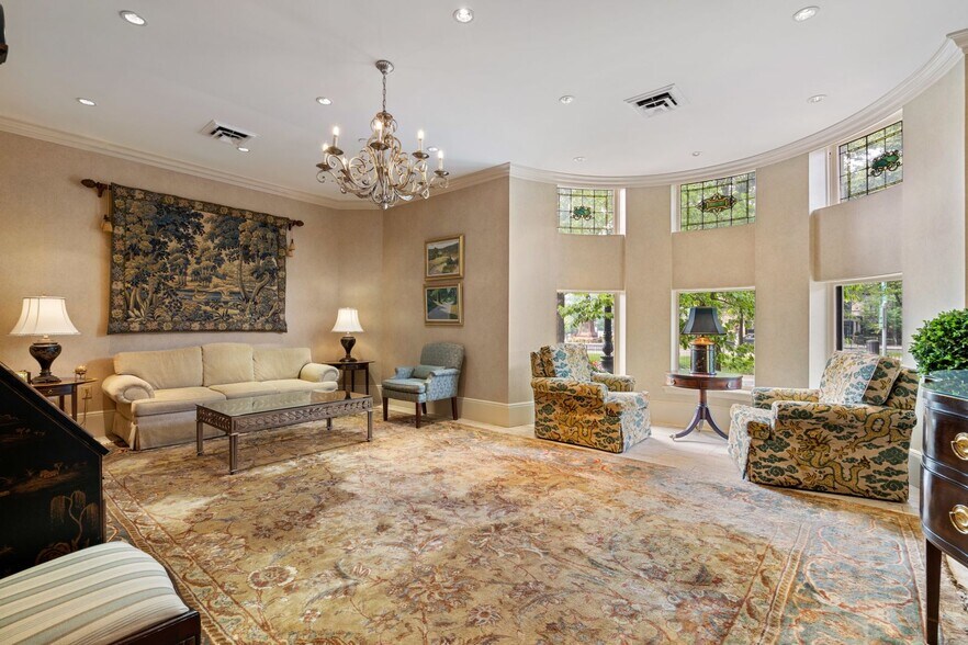 Building Photo - 416 Commonwealth Ave