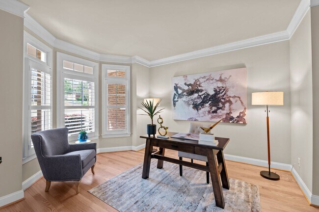 Building Photo - Stunning Newly Remodeled 5BD, 4BA Raleigh ...