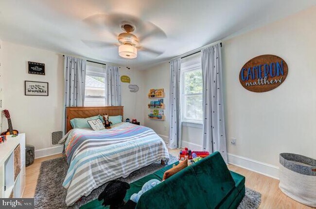 Building Photo - 312 W Glenside Ave