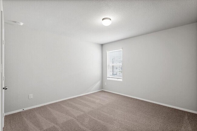Building Photo - 2607 Totley Rd
