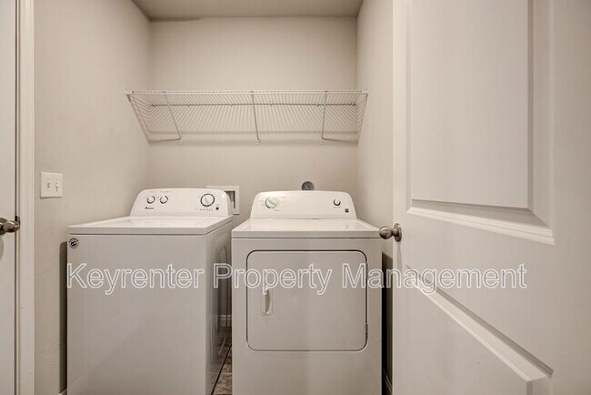 Building Photo - 1612 Maroon Dr