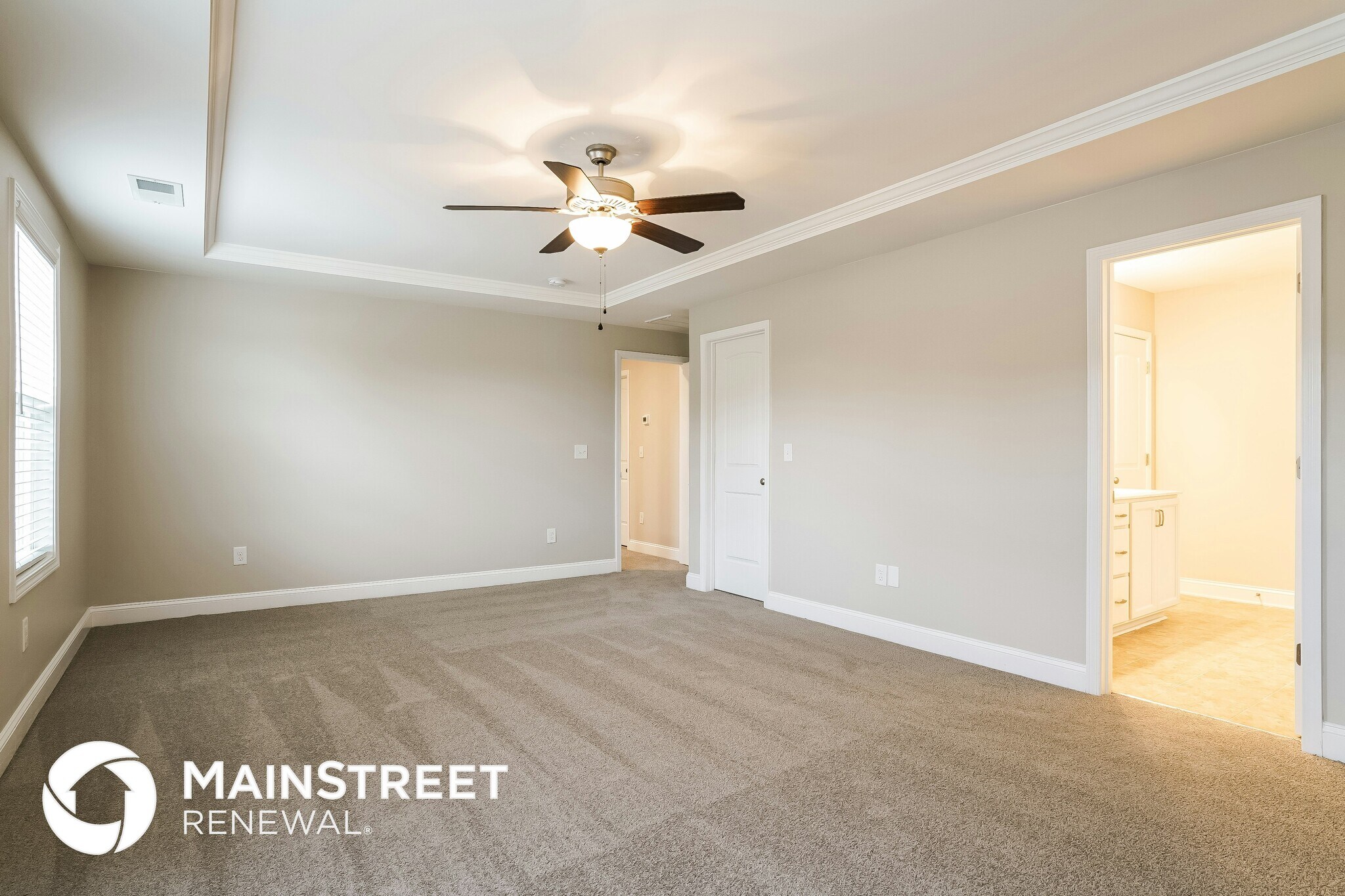 Building Photo - 418 Royal Oak Ln