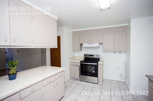 Primary Photo - 1044 54th St