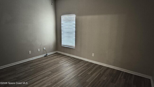 Building Photo - 582 Consolata Ave NW