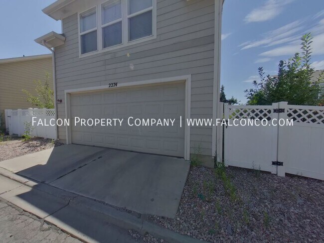 Building Photo - 2274 Saint Paul Dr